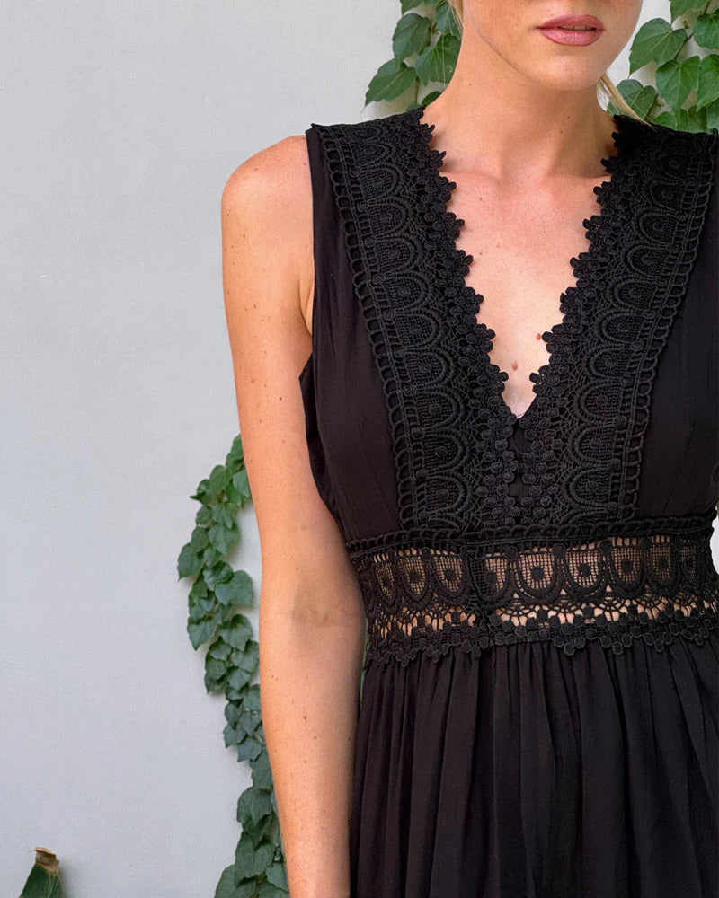 Maviéle™ | Elegant Lace Dress with V-Neck