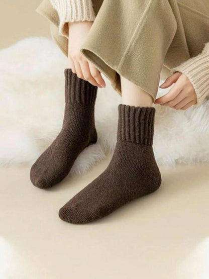 Cozy Solid Mid-Calf Socks (5-Pack)